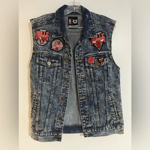 Vintage NBA Chicago Bulls World Tour Patchwork Denim Vest (Medium)